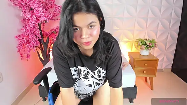 adarna13  online show from March 13, 10:21 pm
