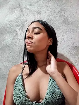 Zoe Sweett18 online show from December 3, 6:29 pm