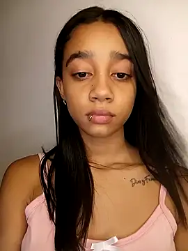 Zoe Sweett18 online show from April 22, 1:01 am