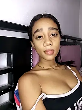 Zoe Sweett18 online show from March 6, 12:55 pm