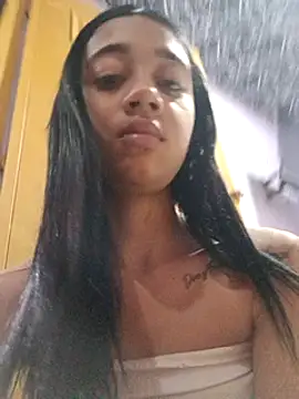 Zoe Sweett18 online show from February 25, 8:00 pm