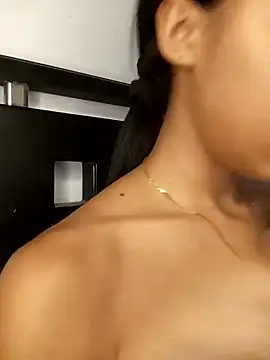 Zoe Sweett18 online show from March 14, 7:09 pm