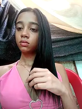 Zoe Sweett18 online show from March 14, 7:55 pm
