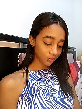 Zoe Sweett18 online show from March 24, 12:21 am