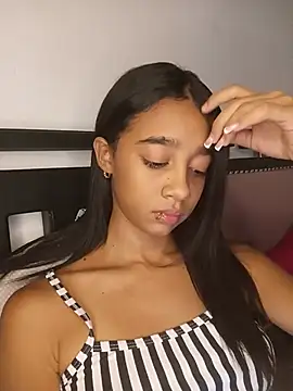 Zoe Sweett18 online show from June 25, 6:46 pm