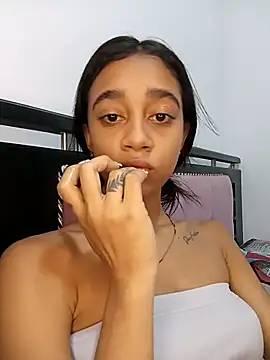 Zoe Sweett18 online show from March 11, 1:43 am