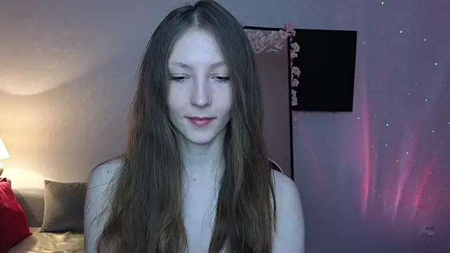 Snapshot of Sweeet_Lilit chatting on February 15, 11:14 pm Sweeet Lilit online show from February 15, 11:14 pm