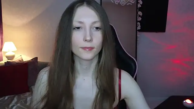 Snapshot of Sweeet_Lilit chatting on March 3, 2:54 am Sweeet Lilit online show from March 3, 2:54 am