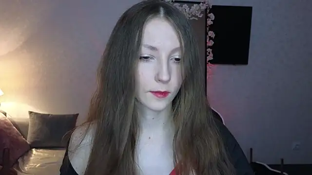 Snapshot of Sweeet_Lilit chatting on March 13, 11:16 pm Sweeet Lilit online show from March 13, 11:16 pm