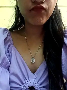 Snapshot of Miss_Cuteness chatting on February 22, 1:13 pm Miss Cuteness online show from February 22, 1:13 pm