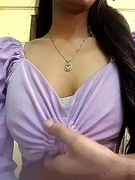 Snapshot of Miss_Cuteness chatting on February 22, 9:45 am Miss Cuteness online show from February 22, 9:45 am