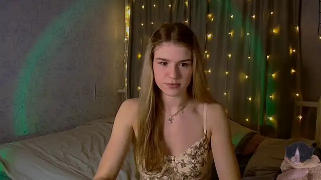 Melissa smith  online show from March 10, 8:45 pm