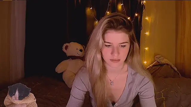 Melissa smith  online show from December 17, 10:59 pm