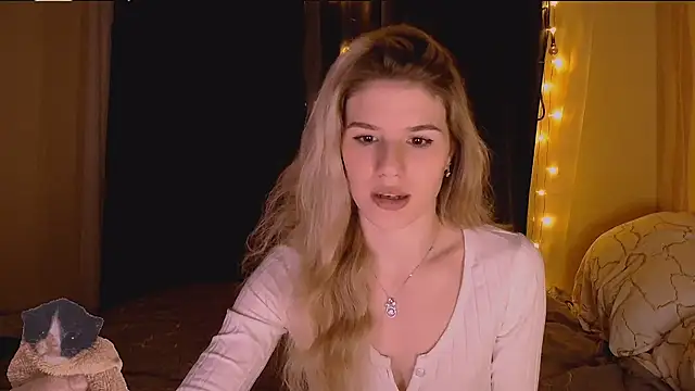 Melissa smith  online show from December 1, 10:43 pm