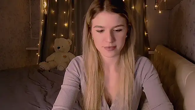 Melissa smith  online show from March 15, 6:26 pm