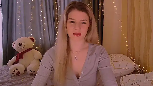 Melissa smith  online show from February 13, 1:00 pm