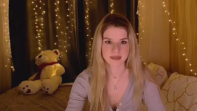 Melissa smith  online show from February 12, 1:38 am