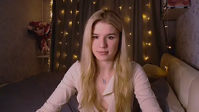 Melissa smith  online show from October 13, 7:15 pm