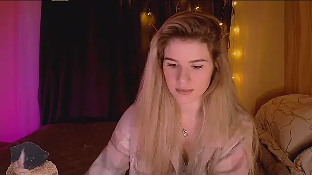 Melissa smith  online show from December 15, 2:01 pm