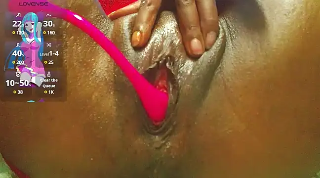 Snapshot of Biancalopez-02 chatting on January 24, 8:43 pm Biancalopez-02 online show from January 24, 8:43 pm