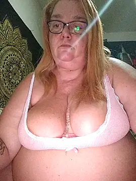 diosacurvy1984 online show from October 23, 9:02 pm