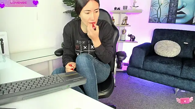 VioletParkker online show from February 25, 12:49 pm