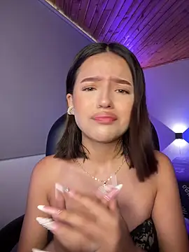 Sofia18 pinkk online show from March 4, 8:27 pm