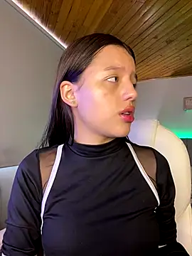 Sofia18 pinkk online show from December 4, 8:41 pm