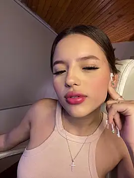 Sofia18 pinkk online show from October 7, 10:33 pm