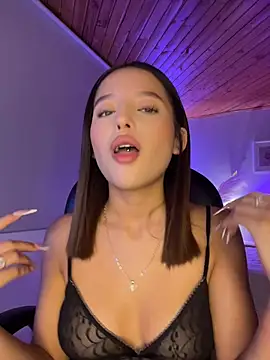 Sofia18 pinkk online show from July 2, 3:23 am