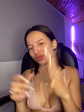 Sofia18 pinkk online show from March 19, 10:54 pm