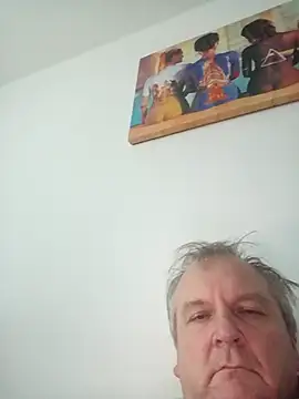 Paolo7619 online show from November 2, 8:19 am