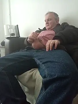 Paolo7619 online show from December 3, 10:03 am