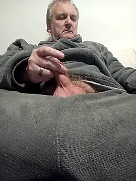 Paolo7619 online show from October 12, 1:29 am