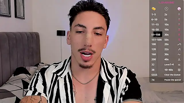 dylanspencer28 online show from February 26, 7:10 pm