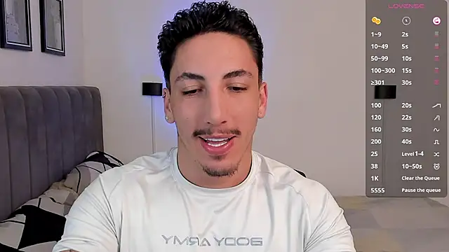 dylanspencer28 online show from March 4, 8:27 pm