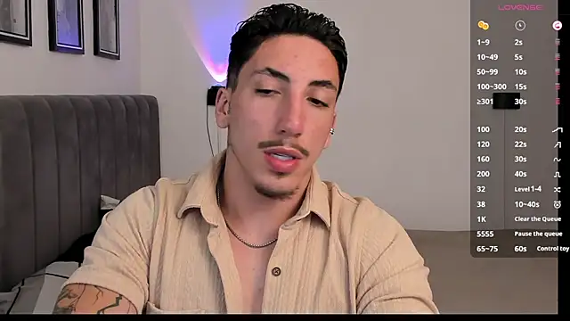 dylanspencer28 online show from February 19, 7:26 pm