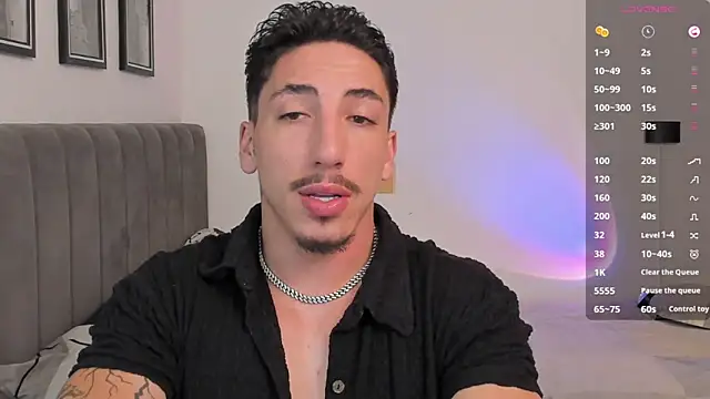dylanspencer28 online show from February 17, 10:16 pm