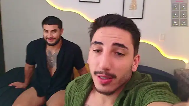 dylanspencer28 online show from May 14, 5:43 pm