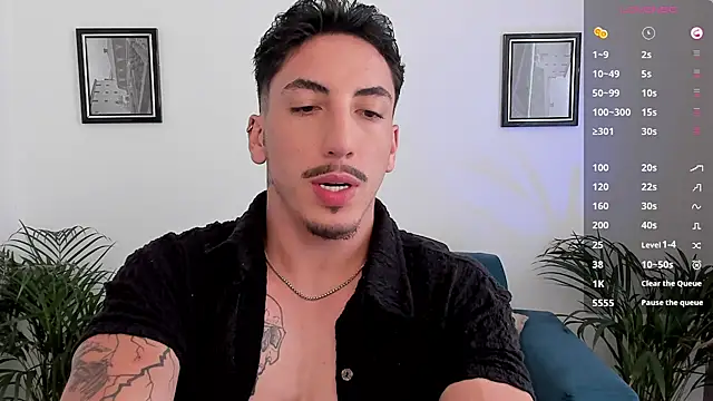 dylanspencer28 online show from March 13, 9:16 pm