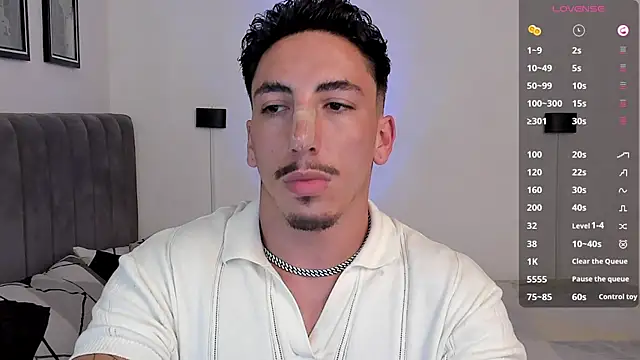 dylanspencer28 online show from February 24, 10:03 pm