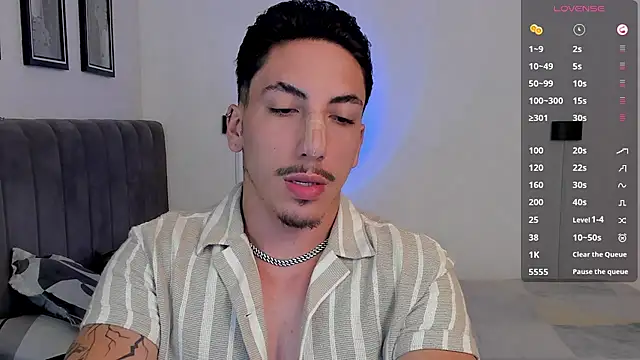 dylanspencer28 online show from March 2, 10:23 pm