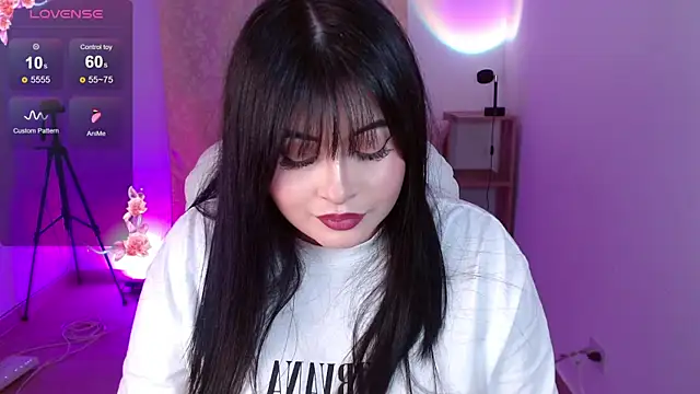isabella1616 online show from June 21, 2:39 am