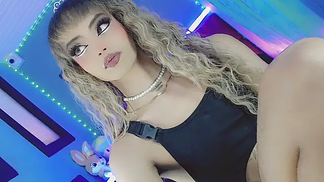 Arlet Zenere online show from January 19, 10:50 am