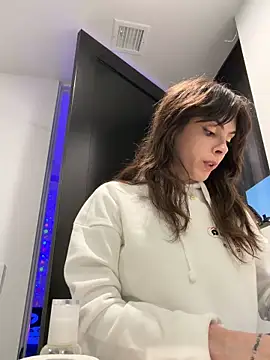 bunnierotten online show from February 25, 2:01 am