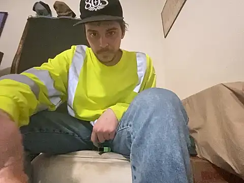 Snapshot of almighty_d chatting on February 9, 5:49 am almighty d online show from February 9, 5:49 am