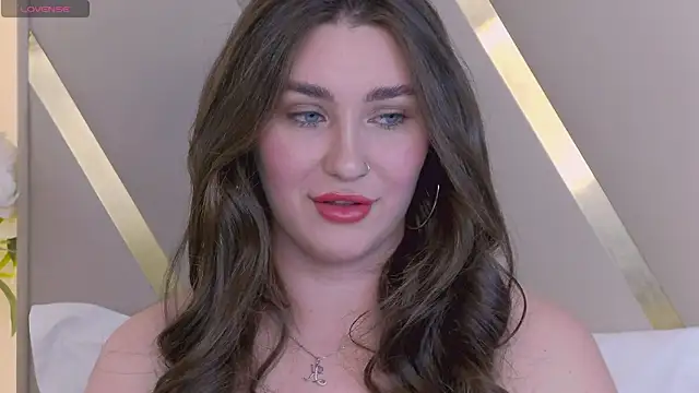 Snapshot of KiraBarlows chatting on September 25, 8:59 pm KiraBarlows online show from September 25, 8:59 pm