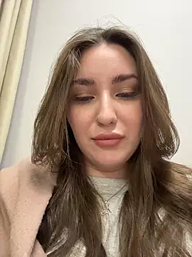 KiraBarlows online show from February 13, 8:53 pm