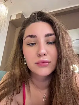 KiraBarlows online show from May 19, 8:38 pm