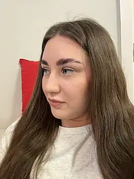 KiraBarlows online show from February 25, 8:30 pm